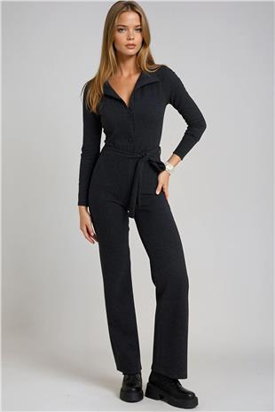 Kadın Siyah Düğmeli Kuşak Bağlamalı Düz Paça Uzun Kollu Tulum VS00930