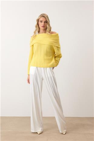 Kadın Sarı Düşük Omuzlu Fitilli Triko Kazak VS00929
