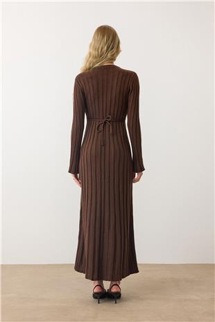 Kadın Kahverengi Düz Kesim Uzun Kollu Triko Elbise VS00887