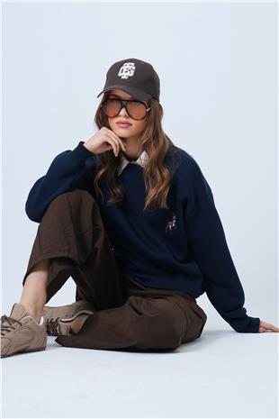 Kadın Lacivert Geyik Nakışlı 3 İplik Sweatshirt VS01320
