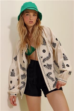 Kadın Bej Hakim Yaka Çiçek Desenli Nakış İşlemeli Keten Ceket ALC-X8989