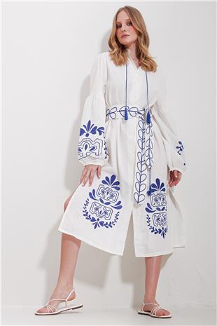 Kadın Beyaz Hakim Yaka Kemerli Çift Yırtmaçlı Keten Elbise ALC-X11570