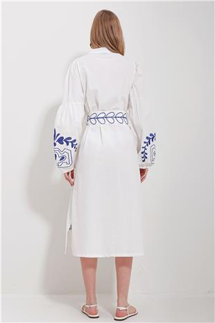 Kadın Beyaz Hakim Yaka Kemerli Çift Yırtmaçlı Keten Elbise ALC-X11570