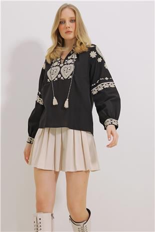 Kadın Siyah Hakim Yaka Nakışlı Dokuma Bluz ALC-X11447