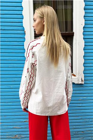 Kadın Beyaz Hakim Yaka Nakışlı Manşetli Dokuma Bluz ALC-X10750