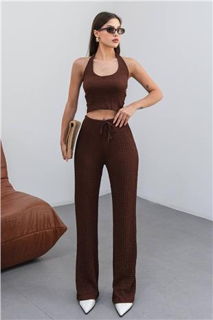 Kadın Kahverengi Halter Yaka Dokulu Crop Top Pantolon Takım VS00741
