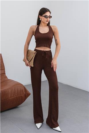 Kadın Kahverengi Halter Yaka Dokulu Crop Top Pantolon Takım VS00741