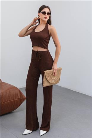 Kadın Kahverengi Halter Yaka Dokulu Crop Top Pantolon Takım VS00741