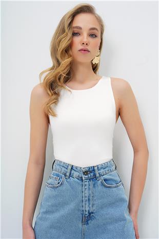 Kadın Beyaz Halter Yaka Slim Fit Sandy Bluz ALC-X13447