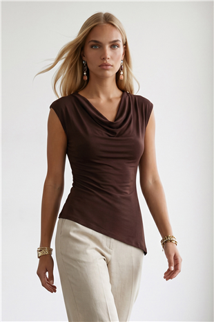 Kadın Acı Kahve Degaje Yaka Likralı Asimetrik Kesim Viskon Örme Bluz Alc-X15577