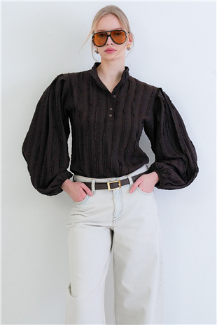 Kadın Acı Kahve Hakim Yaka Önü Düğmeli Balon Kol Fırfır Kumaş Gömlek Bluz Alc-X15405