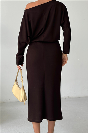 Kadın Acı Kahve Kayık Yaka Beli Lastikli Midi Boy Elbise Alc-X15226
