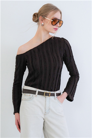 Kadın Acı Kahve Tek Omuz İspanyol Kol Fırfır Kumaş Bluz Alc-X15421