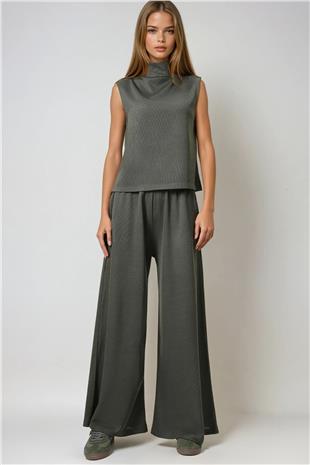Kadın Açık Haki Balıkçı Yaka Kolsuz Bluz Ve Geniş Paça Pantolon Takım ALC-X14663