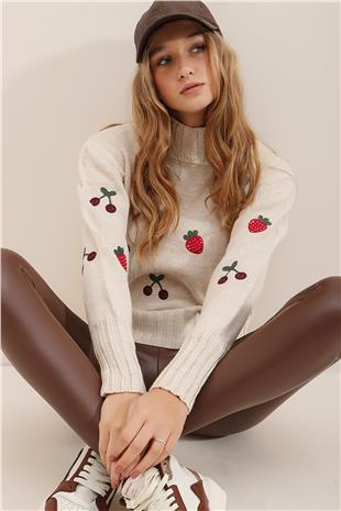 Kadın Bej Nakış İşlemeli Bisiklet Yaka Triko Kazak ALC-X7347