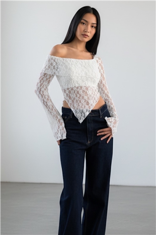 Kadın Beyaz Asimetrik Yaka Tulumlu Dantel Crop Bluz Alc-X15320