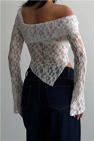 Kadın Beyaz Asimetrik Yaka Tulumlu Dantel Crop Bluz Alc-X15320