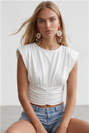 Kadın Beyaz Bisiklet Yaka Drape Detaylı Vatkalı Sandy Bluz Alc-X15485