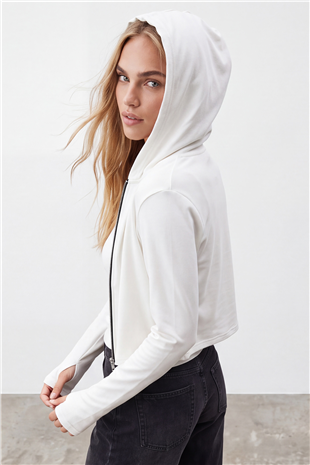 Kadın Beyaz Çift Cepli Parmak Geçmeli Fermuarlı Kapüşonlu Modal Sweatshirt Alc-X15730