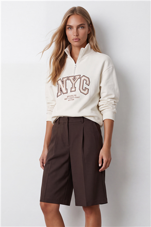 Kadın Beyaz Dik Yaka Fermuarlı 3 İplik İçi Şardonlu Ve Nakışlı Sweatshirt Alc-X15725
