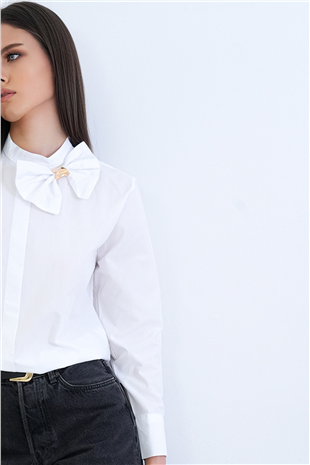 Kadın Beyaz Dik Yaka Fiyonk Detaylı Manşet Kollu Poplin Bluz Alc-X15274