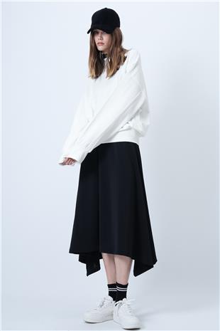 Kadın Beyaz Dikiş Detaylı Oversize Tasarım Sweatshırt ALC-X14662