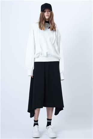 Kadın Beyaz Dikiş Detaylı Oversize Tasarım Sweatshırt ALC-X14662
