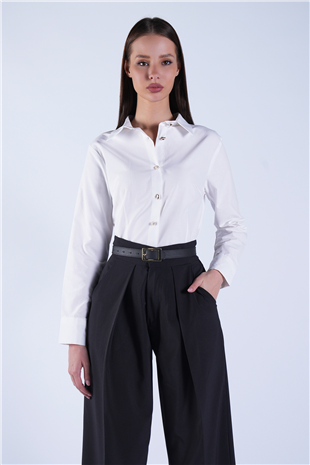 Kadın Beyaz Gold İnci Düğme Detaylı Pensli Slim Fit Poplin Gömlek Alc-X15114