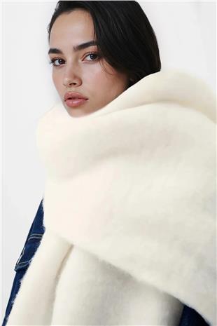 Kadın BEYAZ Püskül Detaylı Agnra Triko Şal VS01386