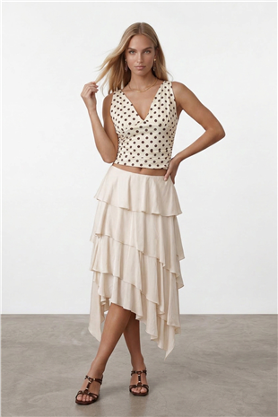 Kadın Ekru Askılı Drape Detaylı Puantiyeli Crop Bluz Alc-X15484