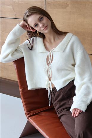 Kadın EKRU Bağlama Detaylı Polo Yaka Triko Hırka VS01429