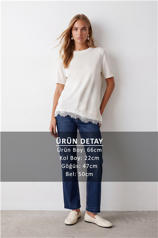 Kadın Ekru Bisiklet Yaka Asimetrik Kesim Eteği Dantelli Triko Bluz Alc-X15654