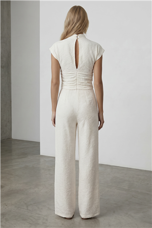 Kadın Ekru Dik Yaka Dokulu Yanları Drapeli Crop Bluz Ve Geniş Paça Pantolon Takım Alc-X13411