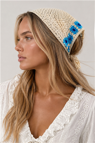 Ekru-Mavi Çiçek Motifli Bandana Alc-X15560