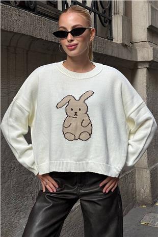 Kadın EKRU Tavşan Baskılı Bisiklet Yaka Oversize Triko Kazak VS01420