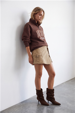 Kadın Kahverengi Dik Yaka Fermuarlı 3 İplik İçi Şardonlu Ve Nakışlı Sweatshirt Alc-X15725