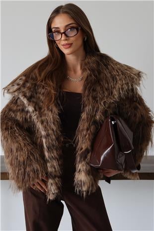 Kadın KAHVERENGİ Geniş Yaka Püsküllü Premium Kürk Ceket VS01472