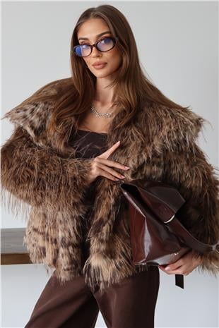 Kadın KAHVERENGİ Geniş Yaka Püsküllü Premium Kürk Ceket VS01472