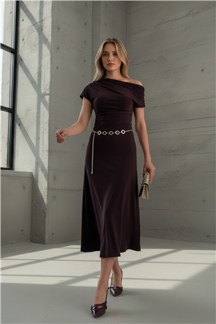 Kadın Kahverengi Madonna Yaka Asimetrik Kesim Metal Kemerli Sandy Elbise Alc-X15318