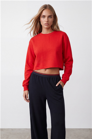 Kadın Kırmızı Bisiklet Yaka Eteği Pis Dikişli 3 İplik İçi Şardonlu Sweatshirt Alc-X15863