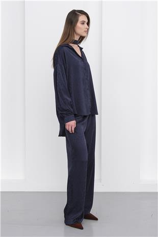 Kadın Koyu Lacivert Jakar Desen Saten Gömlek Ve Pantolon Saten Takım VS01231