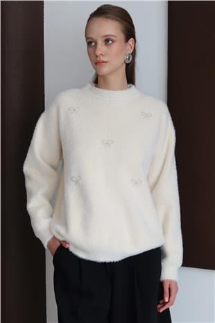 Kadın KREM Bisiklet Yaka Taşlı Kurdale Detaylı Yumoş Kazak VS01435