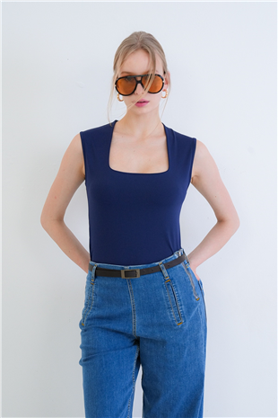Kadın Lacivert Kare Yaka Kalın Askılı Sandy Bluz Alc-X13449