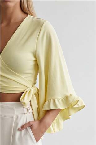Kadın Sarı V Yaka Bağlama Detaylı Kolları Fırfırlı Keten Bluz Alc-X15332