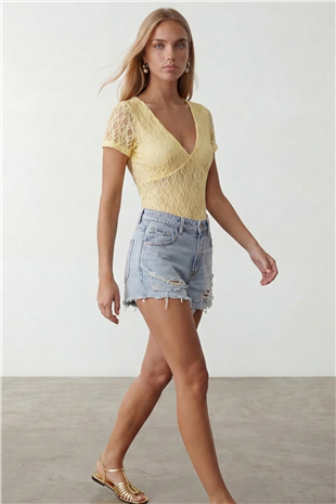 Kadın Sarı V Yaka Göğüs Astarlı Çıtçıtlı Dantel Bluz Alc-X15476