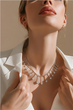 Kadın Silver Çelik Zirkon Taşlı Damla Kalp Tasarım Kolye Alc-X15346