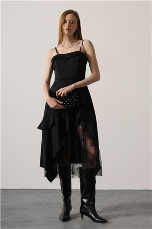 Kadın Siyah Askılı Dantel Detaylı Asimetrik Elbise Alc-X15071