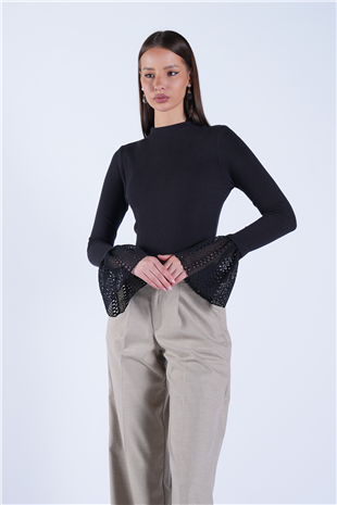 Kadın Siyah Balıkçı Yaka Kolu Dantel Detaylı Bluz Alc-X15157