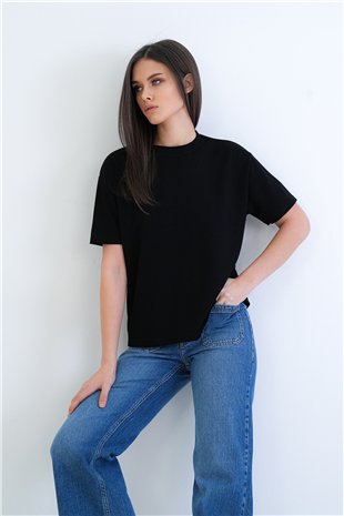 Kadın Siyah Bisiklet Yaka Oversize T-Shirt Alc-X15262