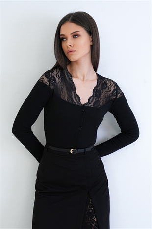 Kadın Siyah Dantel Detaylı Düğmeli Örme Bluz ALC-X15292